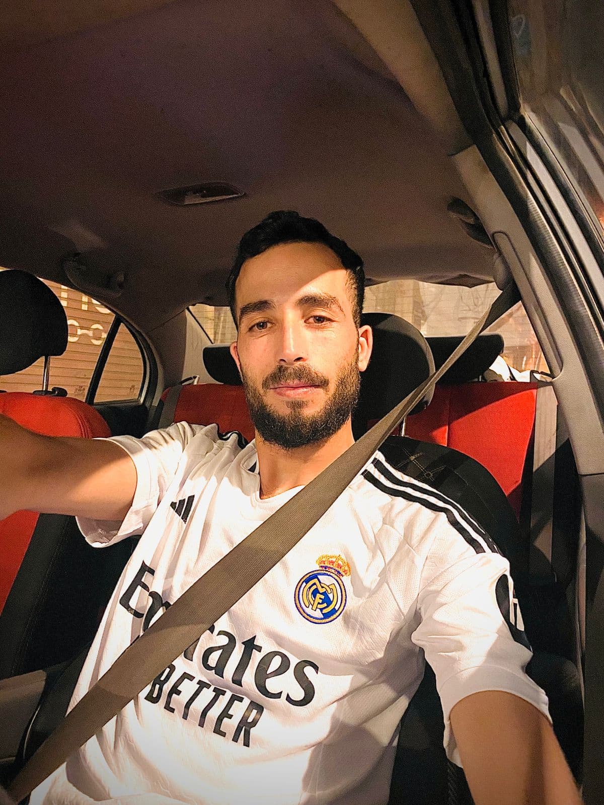 ايوب الهادي